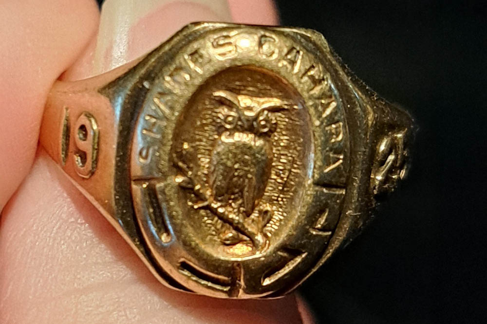 Shades Cahaba Class Ring